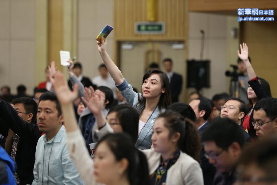 （两会）（8）人社部长尹蔚民答记者问