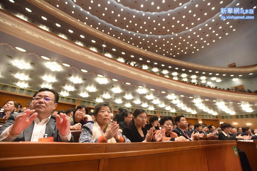 （两会·人大闭幕）（15）十二届全国人大三次会议在北京闭幕