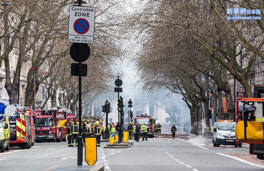 （国际）（3）英国伦敦发生火灾 逾2000人被疏散