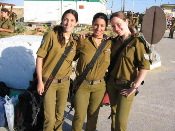 イスラエル軍の女性兵士