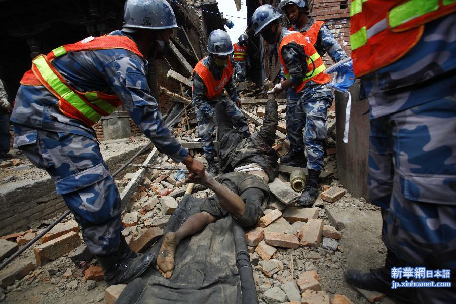 （国际·尼泊尔地震）（1）尼泊尔地震造成至少3218人死亡