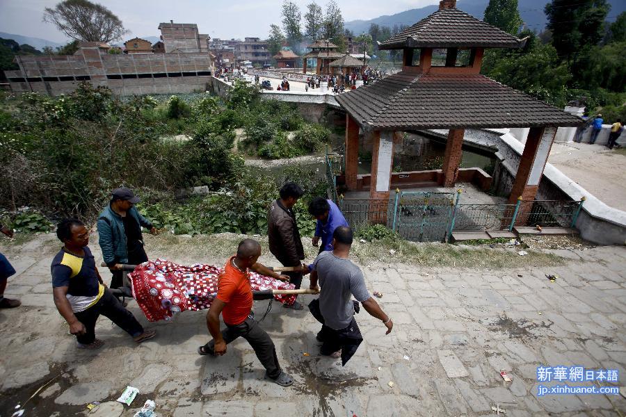（国际·尼泊尔地震）（4）尼泊尔地震造成至少3218人死亡