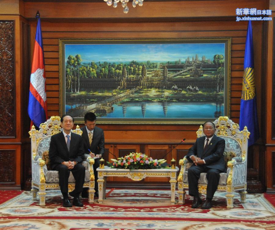（XHDW）全国政协副主席、和裁会会长韩启德访问柬埔寨