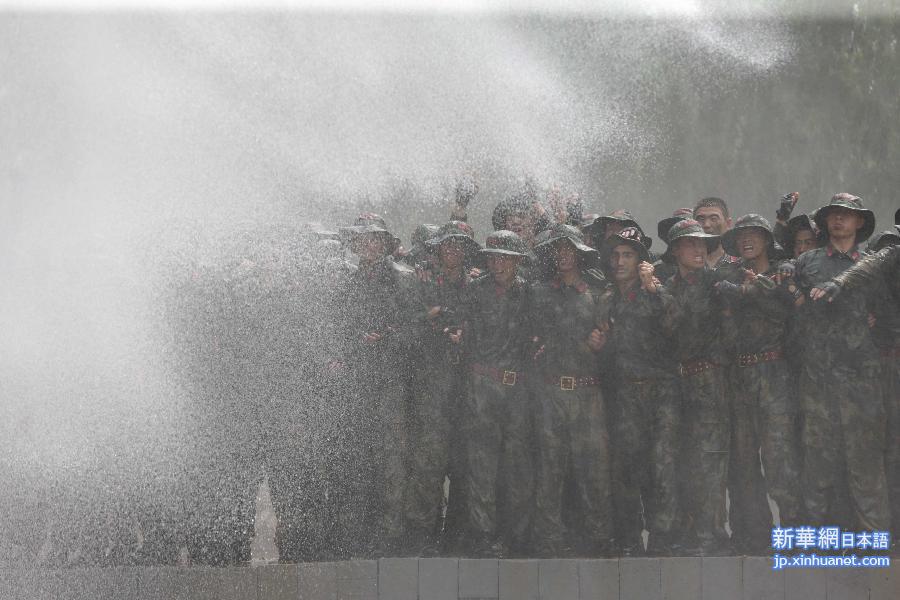 （军事）（1）武警北京总队某部举行“魔鬼特训”