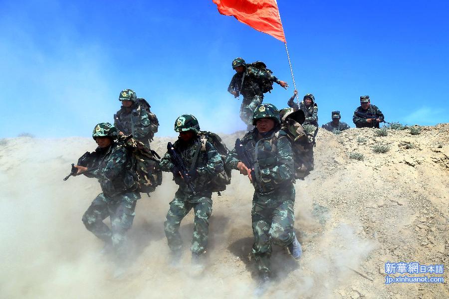 （军事）（2）新疆边防：酷暑砺精兵