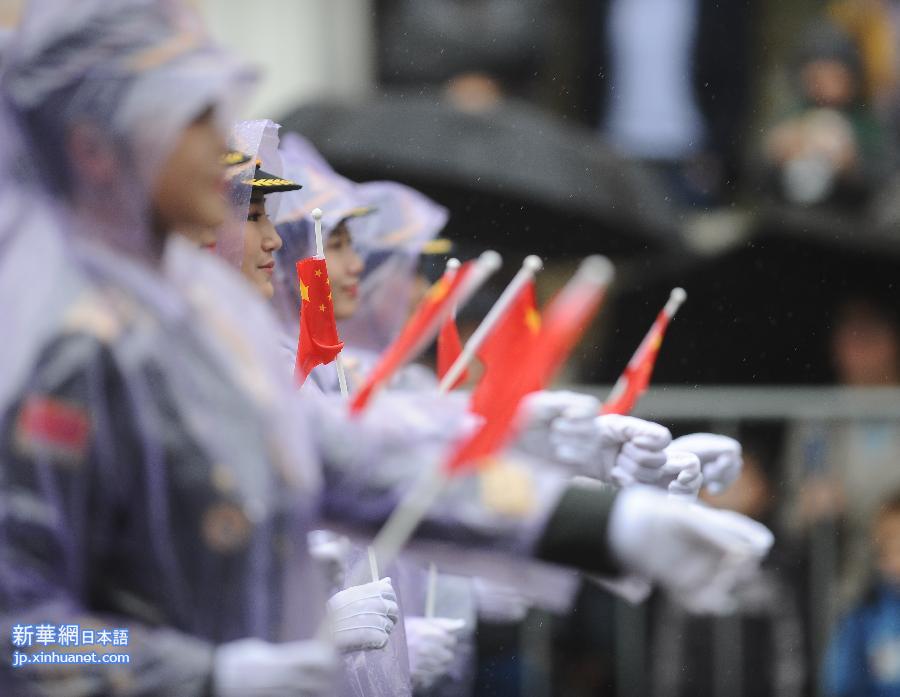 （国际）（3）中国人民解放军军乐团与女子仪仗队亮相莫斯科