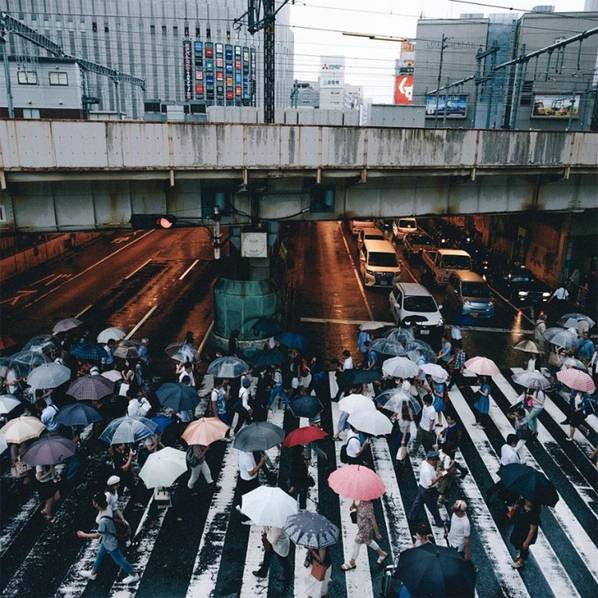 摄影师捕捉最真实的日本街景