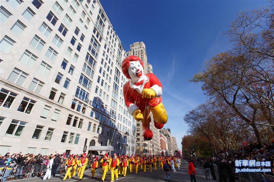 （国际）（1）纽约举行感恩节大游行