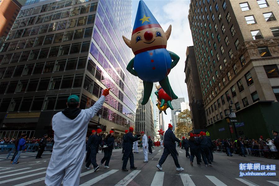 （国际）（3）纽约举行感恩节大游行