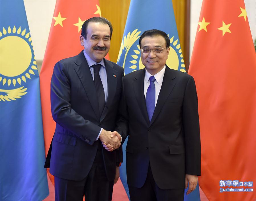 （时政）李克强同哈萨克斯坦总理马西莫夫举行会谈