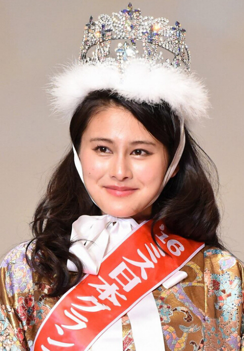 日本第二大反对党党首女儿获选2016年度“日本小姐”