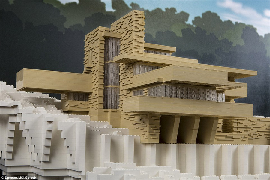 元建築士、レゴブロックで世界のランドマークを作る