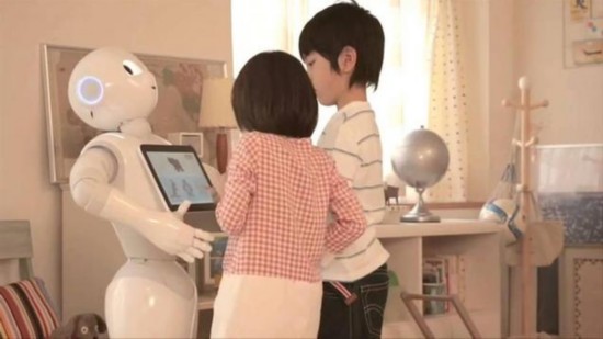 日本机器人被高中录取 将首次与人类共同学习
