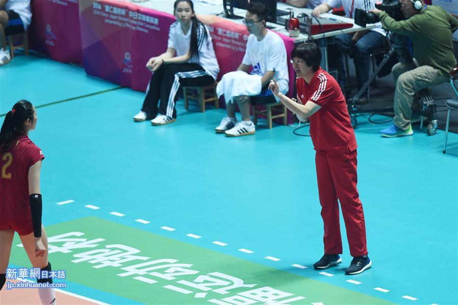 （体育）（3）排球——女排精英赛：中国胜日本