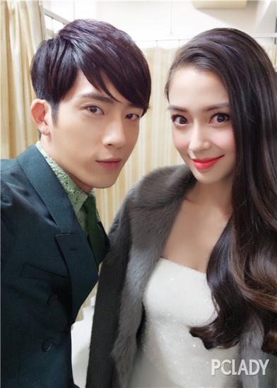 《微微》颜霸火拼：郑爽颜值回春baby美艳倾城