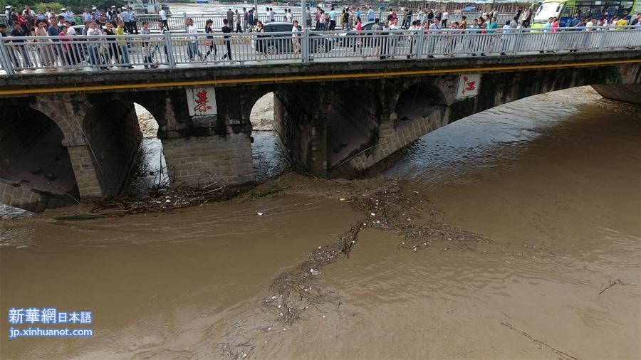 （生态）（2）长江重要支流綦河遇超保证水位近2.2米洪水过境