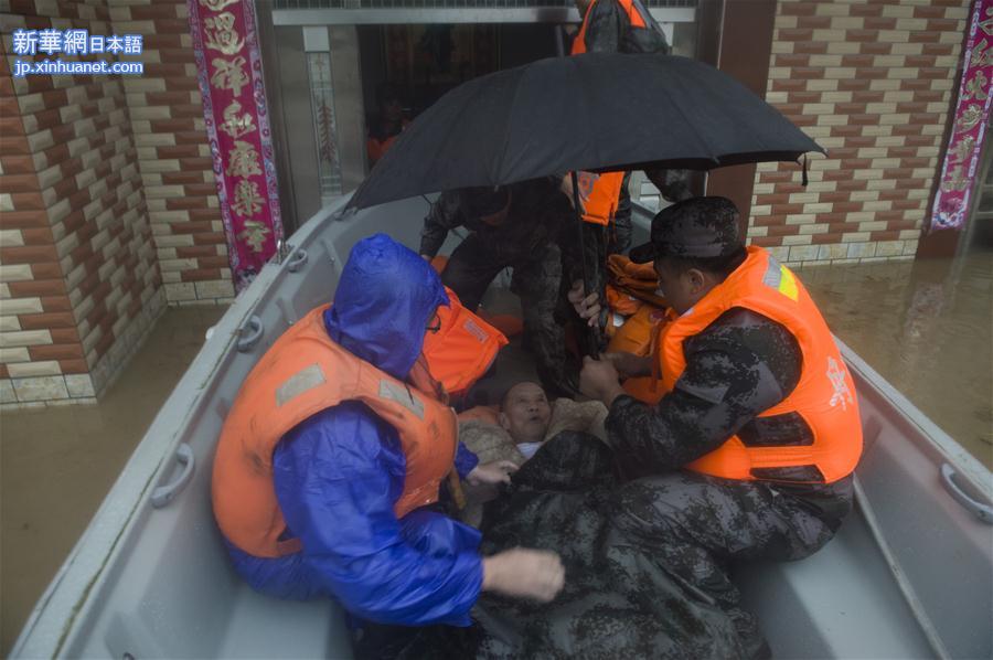 （突发事件）（1）直击武汉新洲举水河溃口救援现场