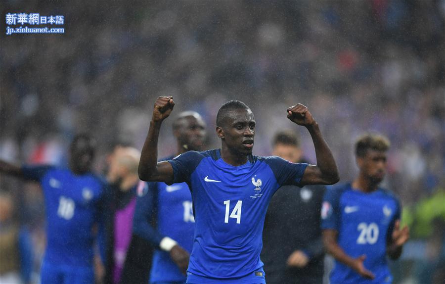 （欧锦赛）（3）足球——四分之一决赛：法国胜冰岛