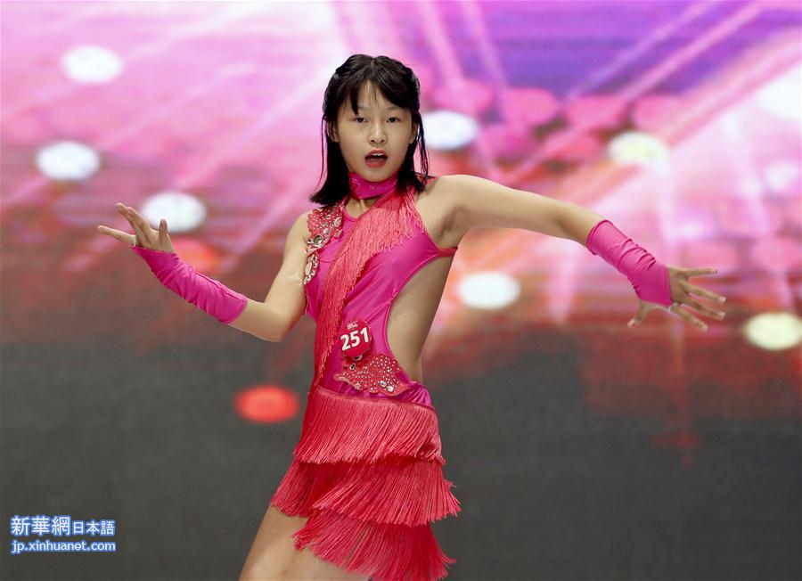 （晚报）（1）“中国儿童”风采模特大赛在京举行