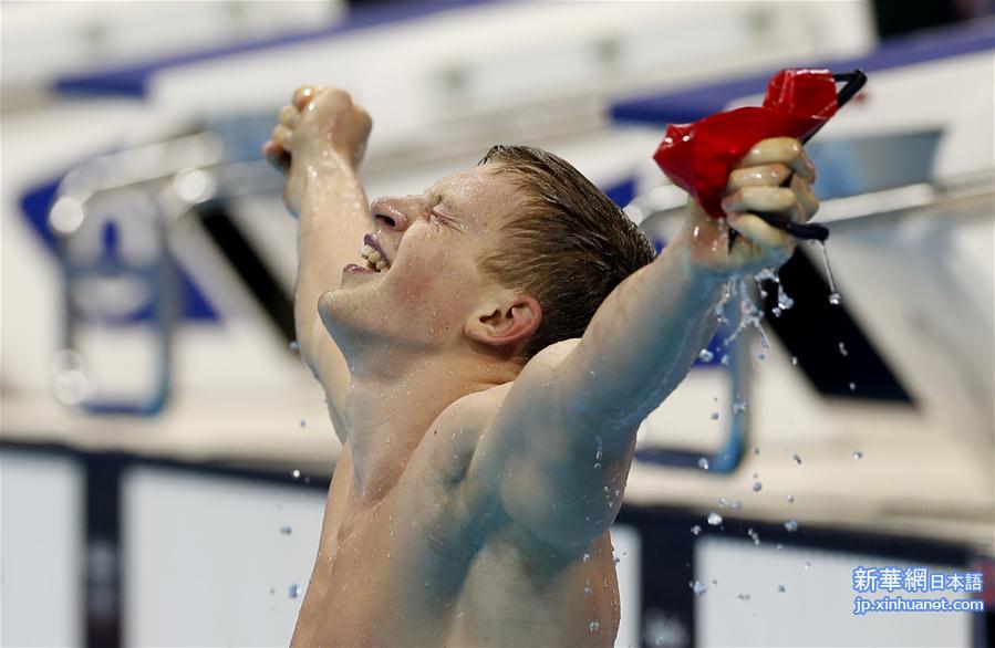 （里约奥运会·夺冠一刻）（6）游泳——男子100米蛙泳：英国选手打破世界纪录