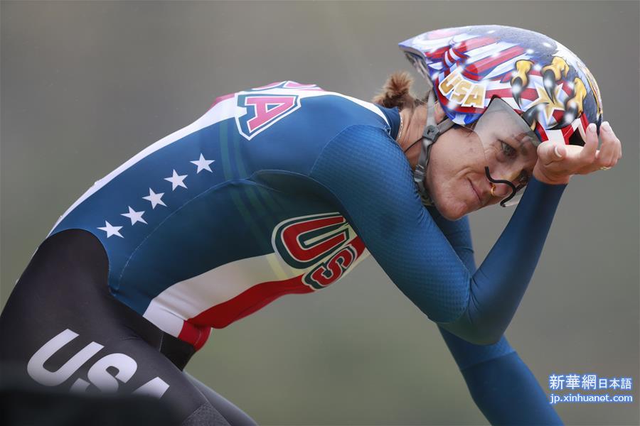 （里约奥运会）（2）公路自行车——女子个人计时赛：美国选手克丽斯廷·阿姆斯特朗摘金