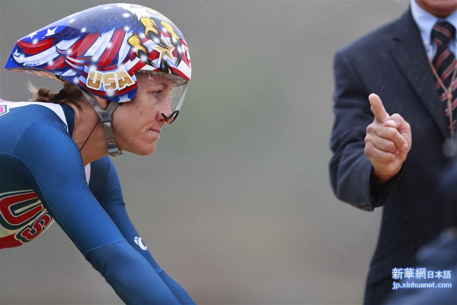 （里约奥运会）（3）公路自行车——女子个人计时赛：美国选手克丽斯廷·阿姆斯特朗摘金