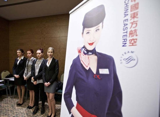 中国竞争最惨烈的工作岗位 空中小姐选拔