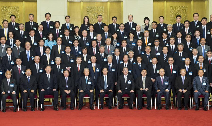（XHDW）张高丽会见日本经济界代表团