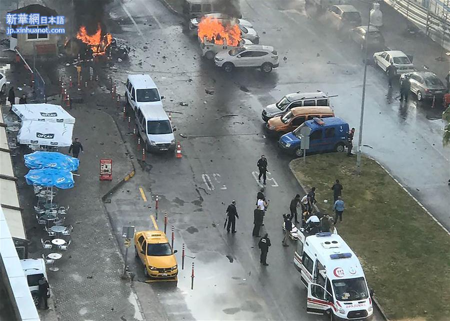（外代一线）（1）土耳其海滨城市汽车炸弹袭击造成十余人死伤