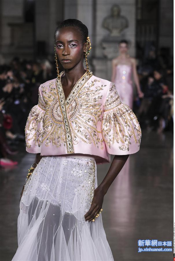 [3]（外代二线）巴黎高级定制时装周——乔治·胡贝卡女装秀