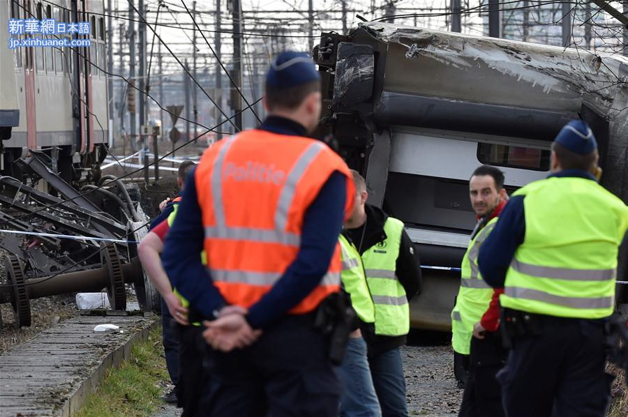（外代一线）（3）比利时一列车侧翻造成1死27伤