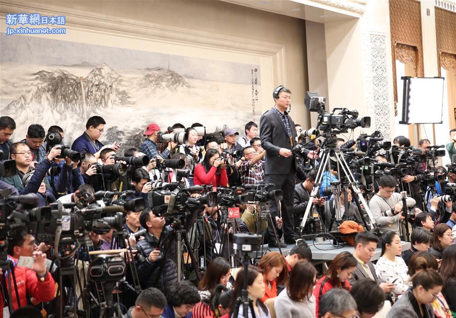 （两会）（6）全国政协十二届五次会议举行新闻发布会