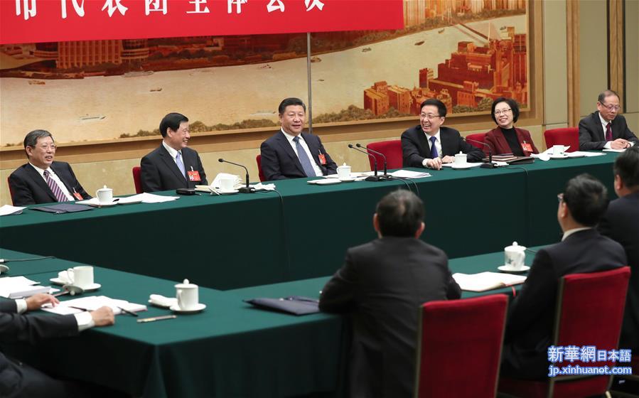 （两会·XHDW）（3）习近平参加上海代表团审议
