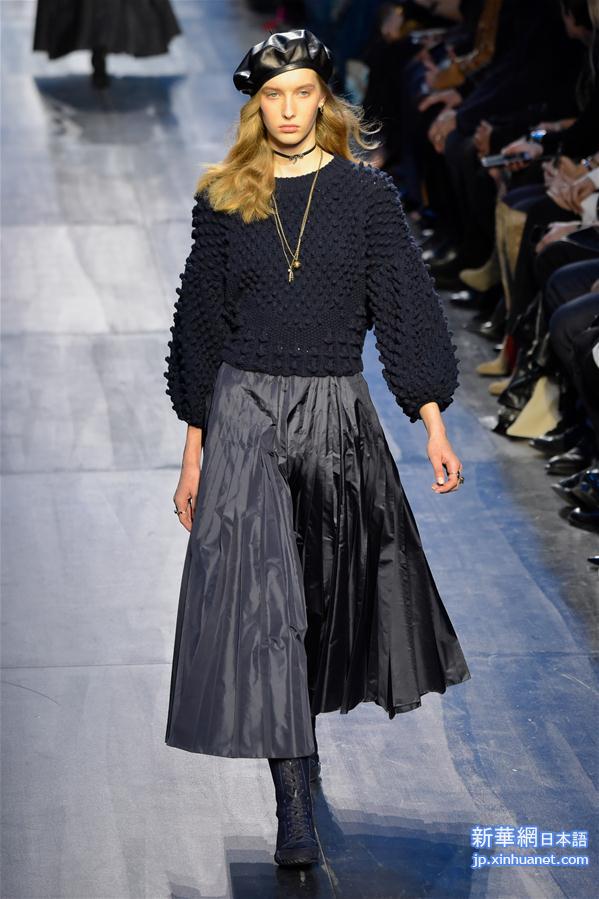 （国际）（5）巴黎时装周：Christian Dior发布秋冬新品