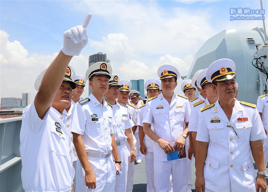（国际·图文互动）中国海军远航访问编队抵达越南胡志明市访问