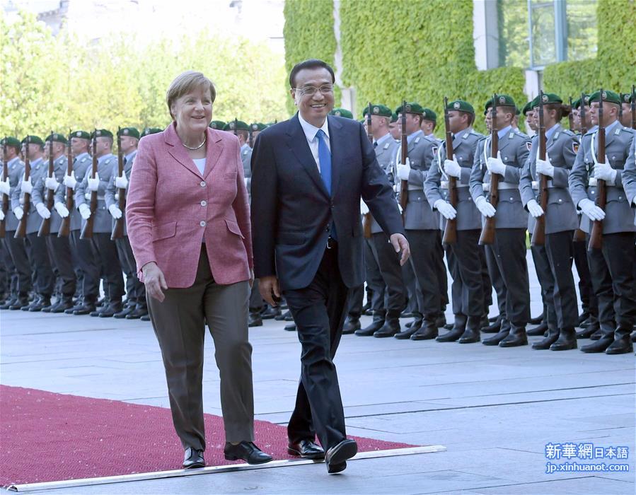 （时政）李克强同德国总理默克尔举行中德总理年度会晤