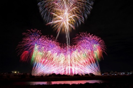 2017年夏の日本の花火大会、いっきに紹介