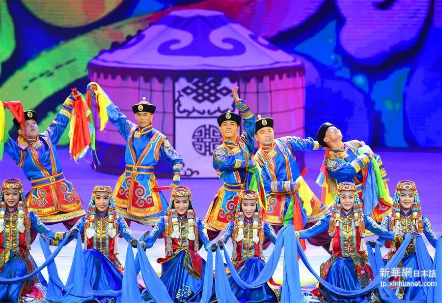 （文化）（5）第26届金鸡百花电影节在呼和浩特开幕