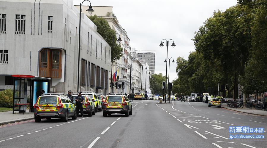 （国际）（4）英国伦敦发生汽车撞人事件致11名行人受伤