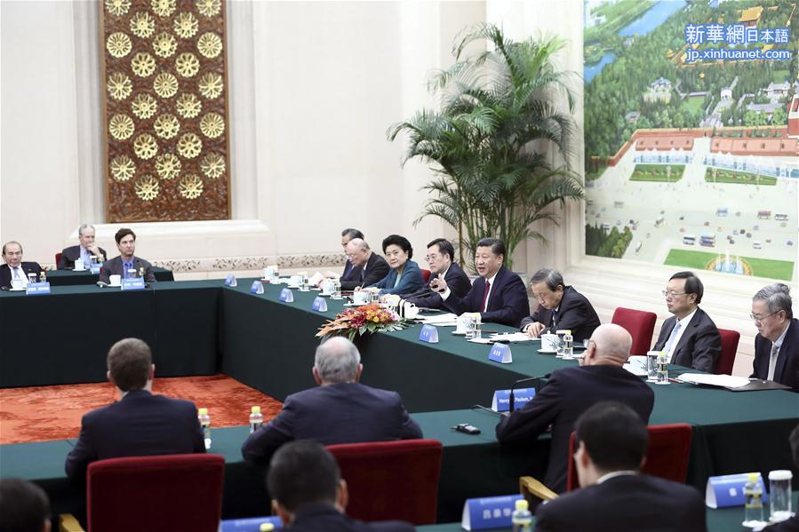 （时政）习近平会见清华大学经济管理学院顾问委员会海外委员和中方企业家委员 