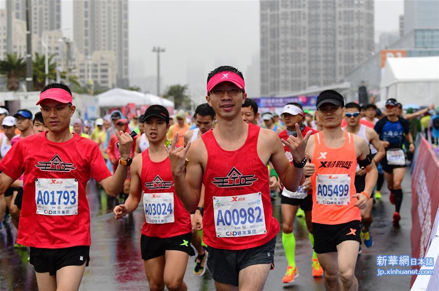 （体育）（3）马拉松——厦门马拉松赛开跑