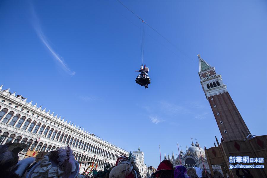 （国际）（2）“天使”降临威尼斯狂欢节