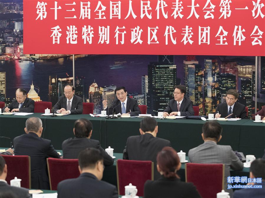 （两会）王沪宁参加香港代表团审议