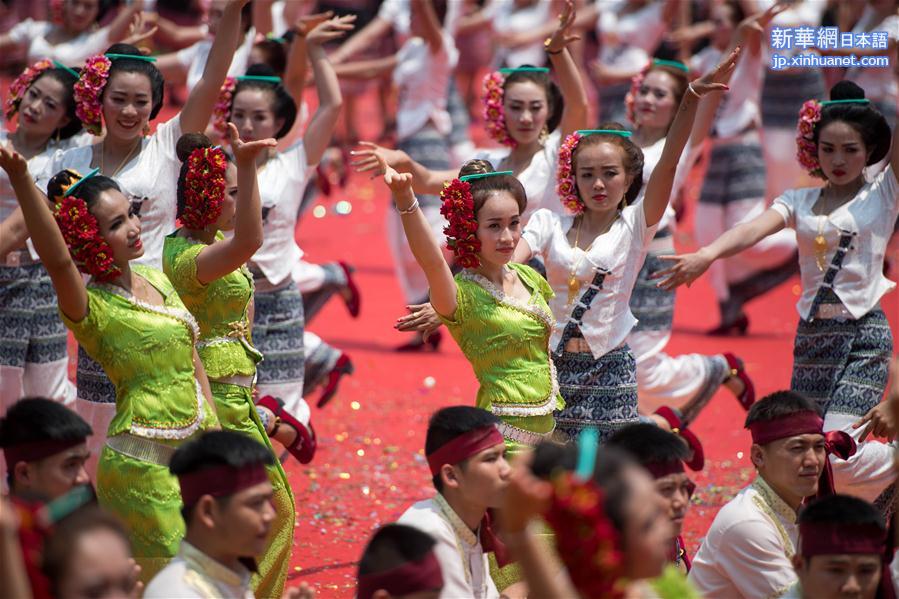 （XHDW）（4）西双版纳举行傣历新年庆祝活动