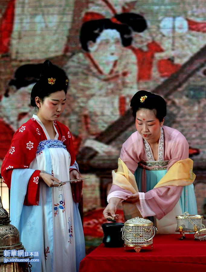 （文化）（1）西安：仿唐烹茶秀再现传统茶艺