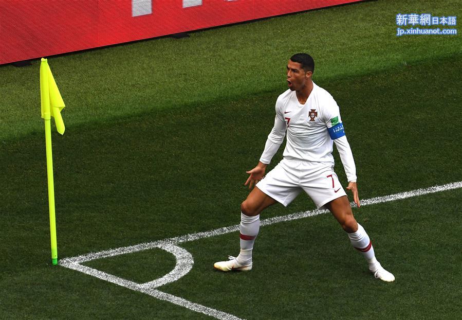 （世界杯·星光闪耀）（2）足球——B组：葡萄牙队克·罗纳尔多攻入一球