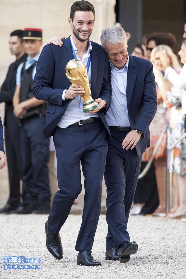 （世界杯）（5）足球——法国总统马克龙迎接法国队凯旋