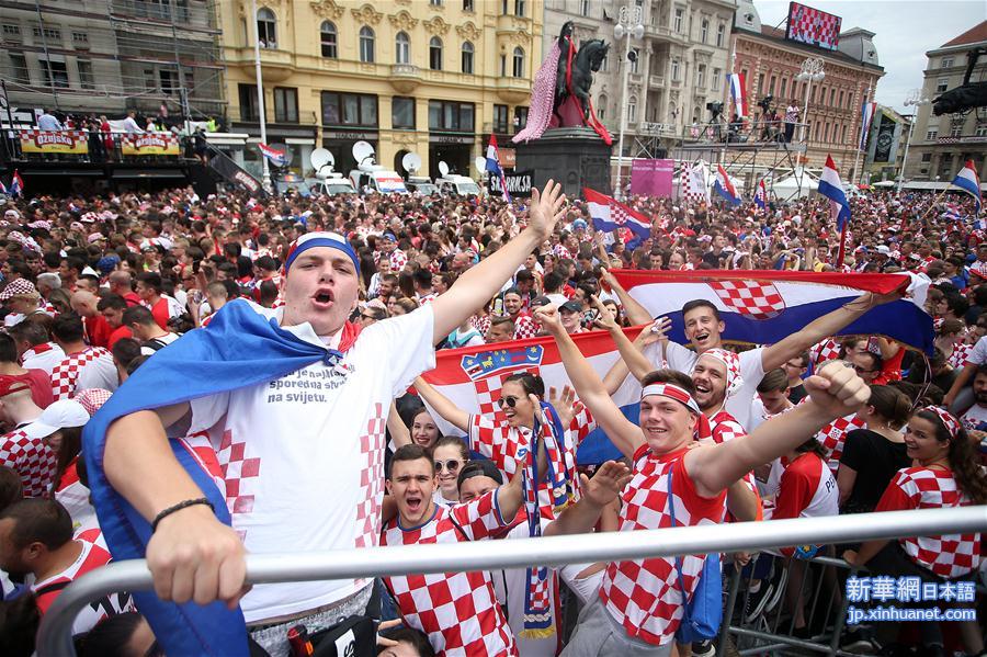 （世界杯·足球连线）（4）足球——克罗地亚队回国受到热烈欢迎