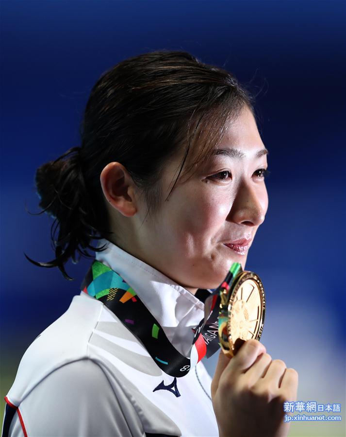 （亚运会·领奖台）（2）游泳——女子100米自由泳颁奖仪式举行