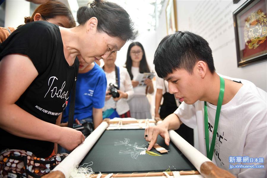 （文化）（2）第五届中国非物质文化遗产博览会在山东济南举行